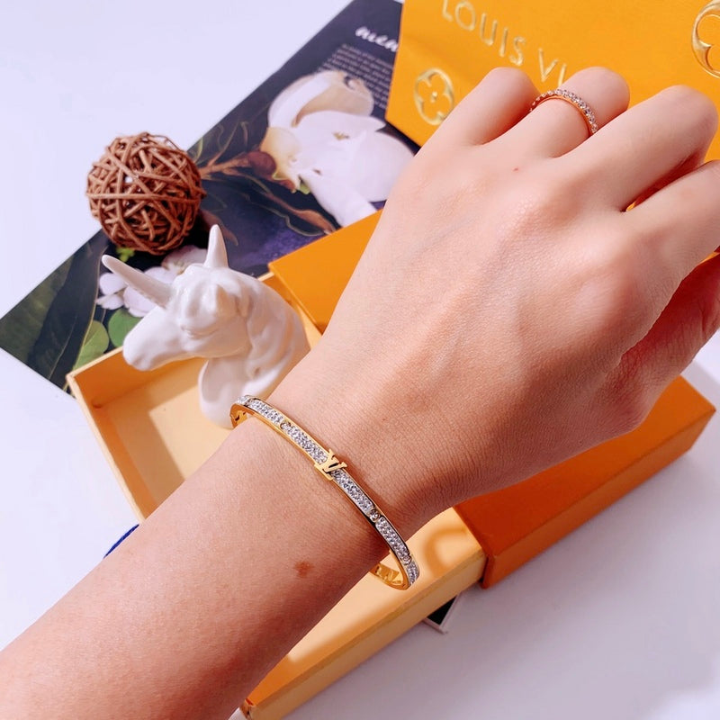 LS073 Ladies Shiny Sticky Clay Diamond Narrow Edition Titanium Steel Bracelet   Jewelry