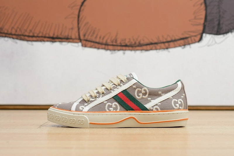 MGS17  Fashion women's and men's sneakers shoes 36-44