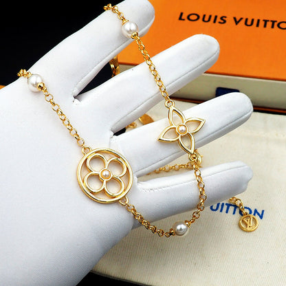 X749  Luxury stainless steel gold-plated pearl necklace jewelry