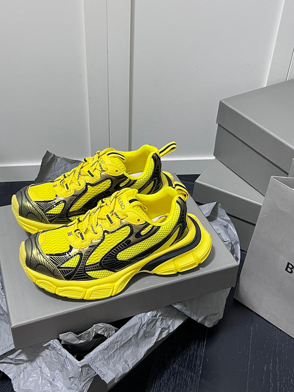 MBS9 Fashion women's and men's sneakers 35-44 shoes with box