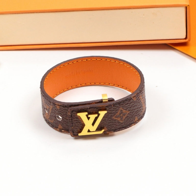 LVB111 Alphabet belt, European and American fashion belt titanium steel bracelet couple jewelry