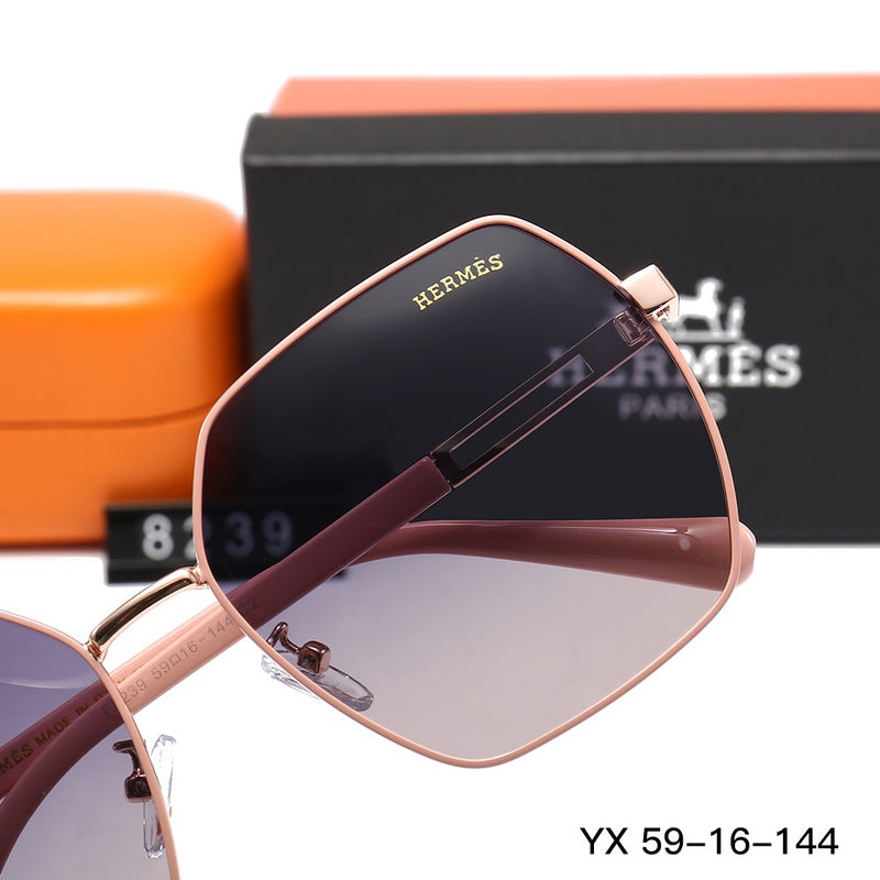 8239  Sunglasses with box