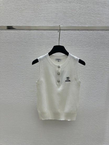 CHC50   Women's crew-neck button-up embroidered knitted vest clother