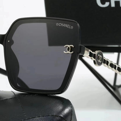 6267 Sunglasses with box