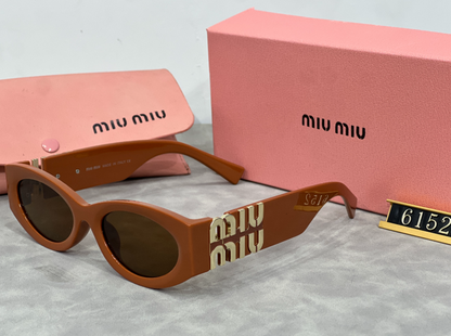 6152 Sunglasses with box