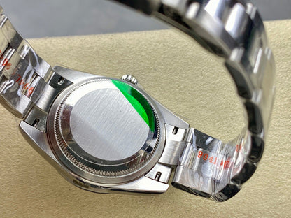 RW6  Women's Oyster log watch 31mm