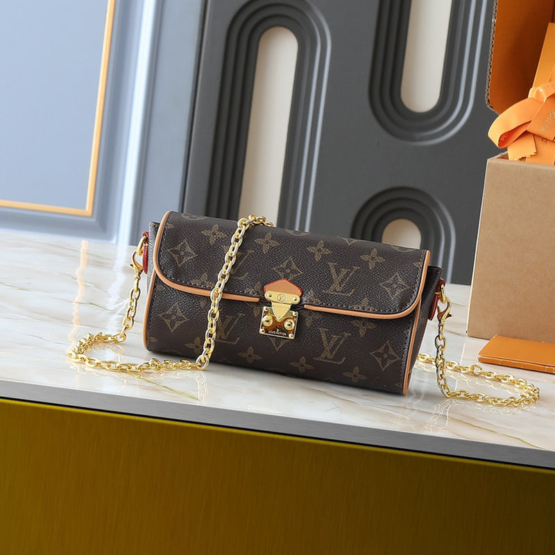 LLP218 Shoulder Bag 20.5-11-6CM Bags With Box