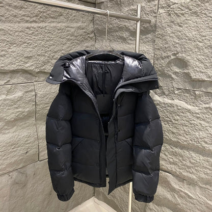 042060  Men's and women's down jackets