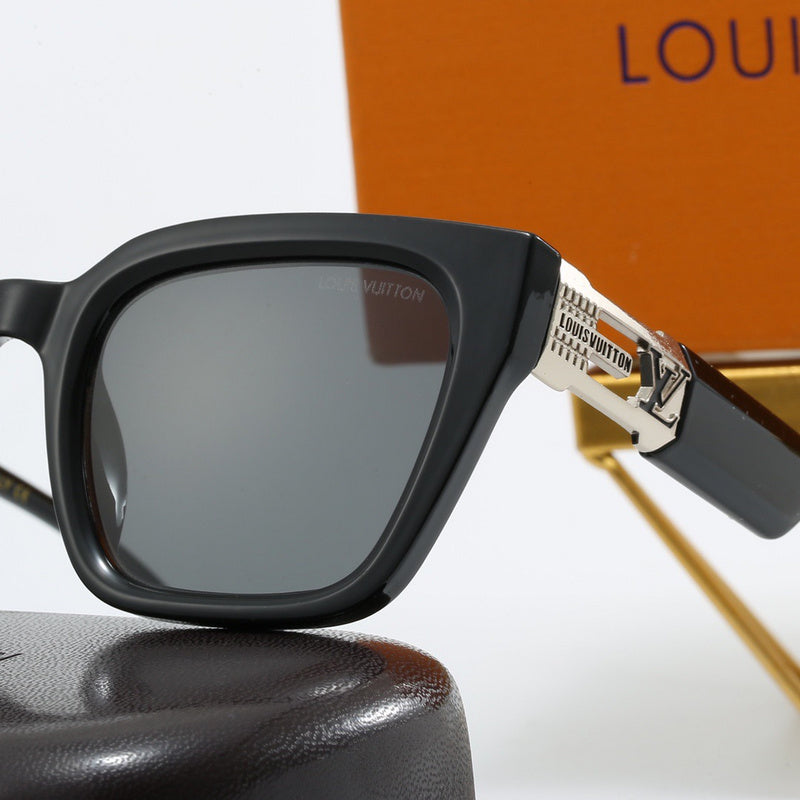 4051 Sunglasses with box