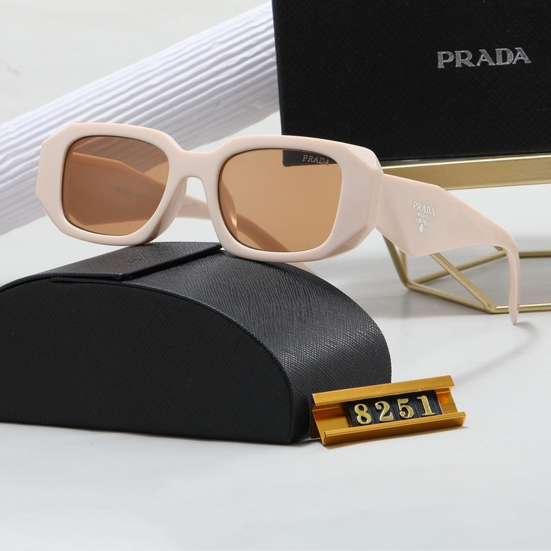 8251 Sunglasses With box