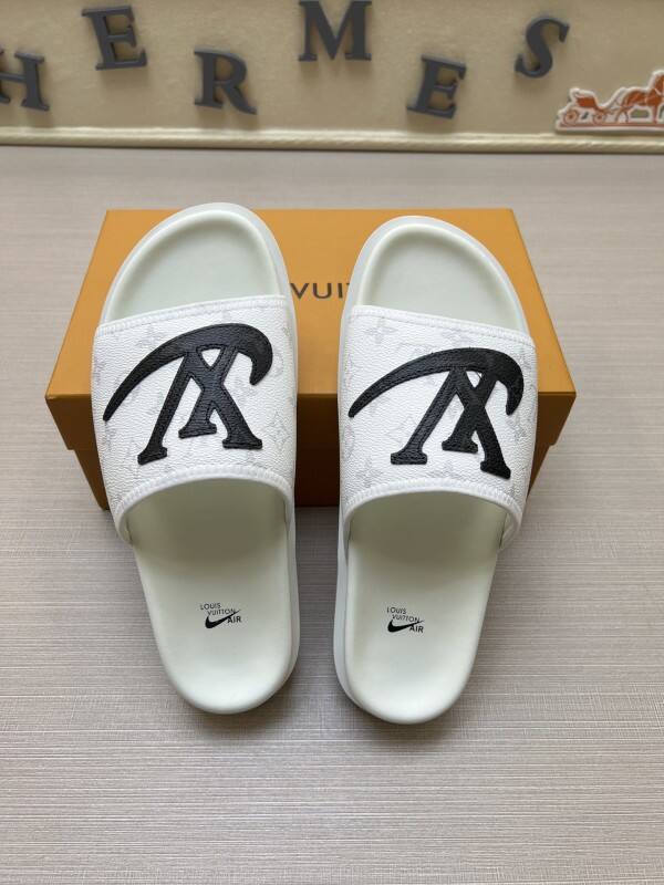 YLS01 Slippers Men shoes 38-45 With box