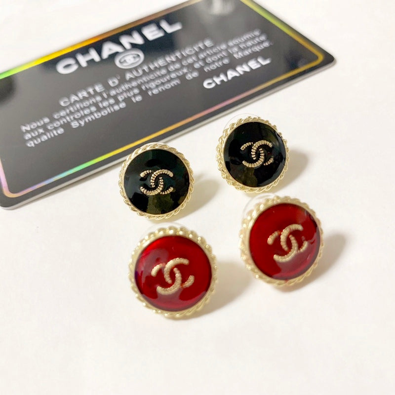 CHE144 Women's Brass 18K Gold Plated Stud Earrings  Jewelry