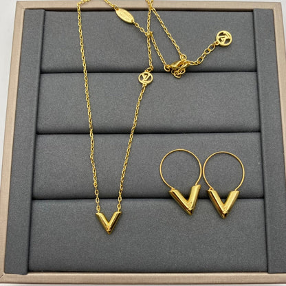 LVH63   Ladies' new fashionable stud necklace set jewelry