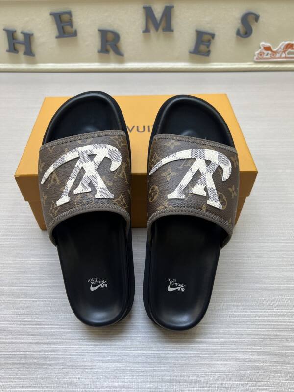 YLS01 Slippers Men shoes 38-45 With box
