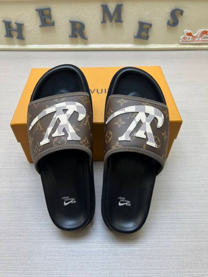 YLS01 Slippers Men shoes 38-45 With box