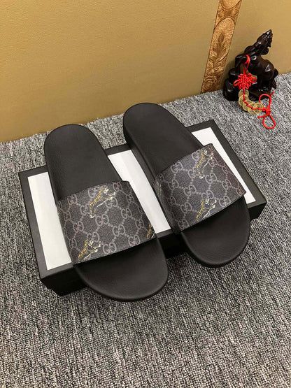YGS13 shoes man and women slippers with all packaging