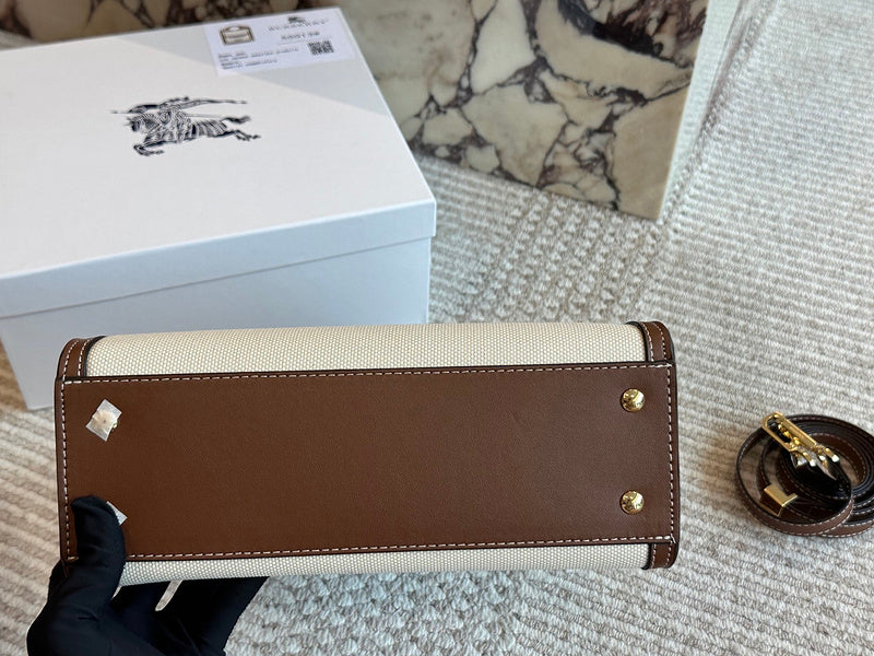 MBP4 Bag 27-22CM Leather Bags