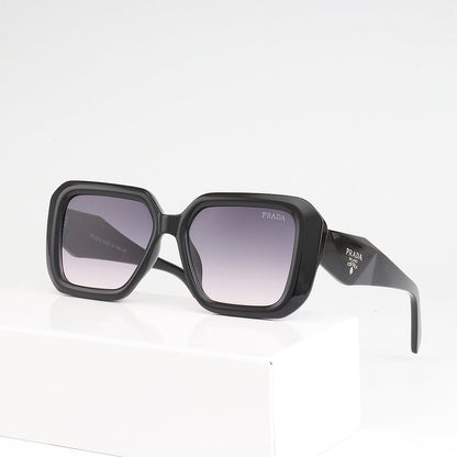 8408 Sunglasses with box