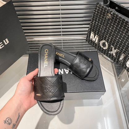 MJCS08 Leather slippers Women shoes 35-40 With box