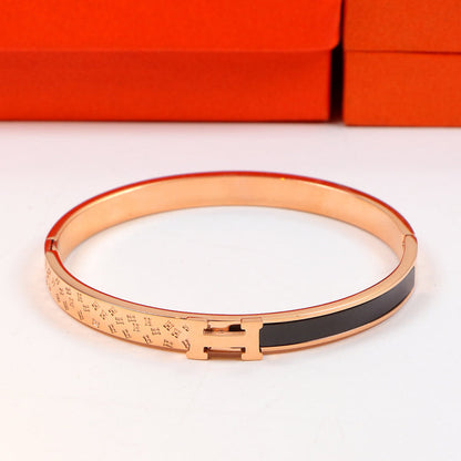 HB17   Exquisite stainless steel rose gold-plated jewelry H bracelet