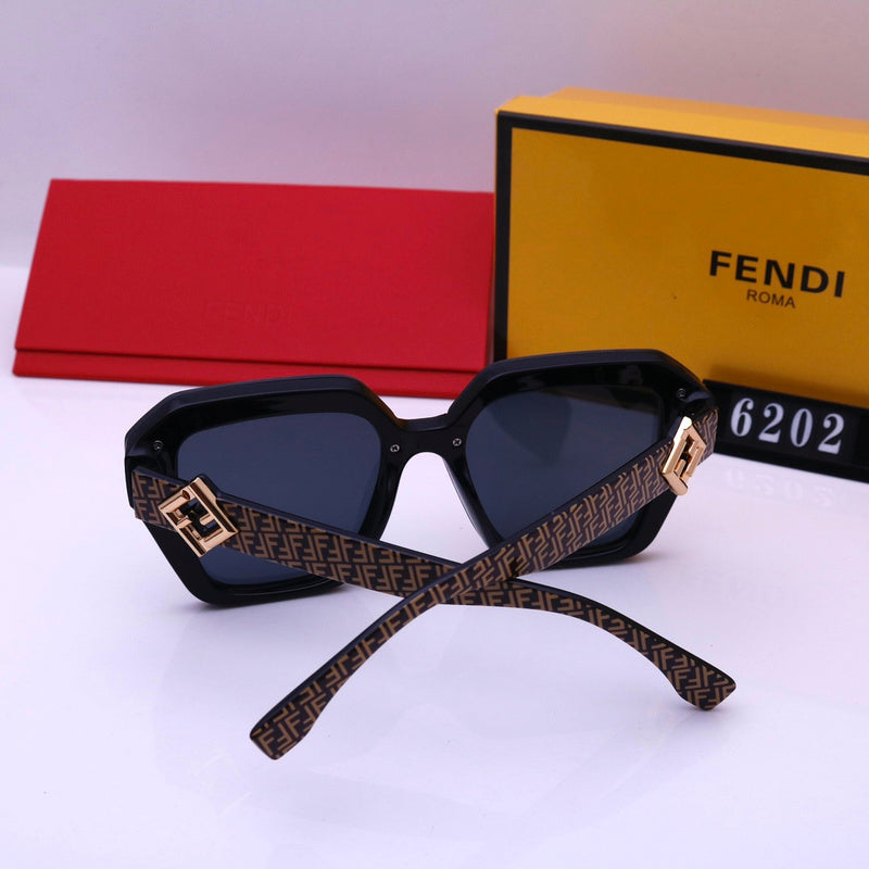 6202 Sunglasses with box