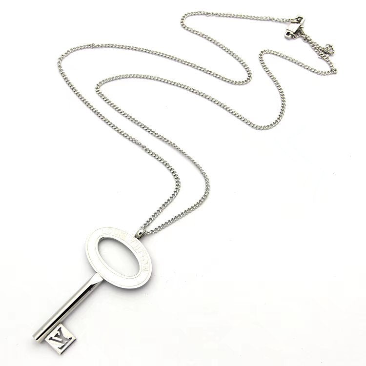 LVN014   Large Key Long Necklace Jewelry