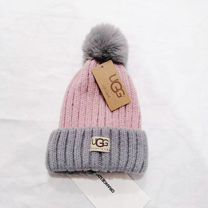 PUGH6  Color matching big wool ball knitted hat