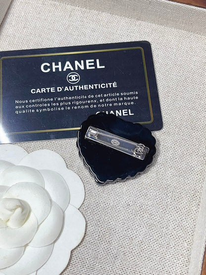 D188 New women's brooch jewelry