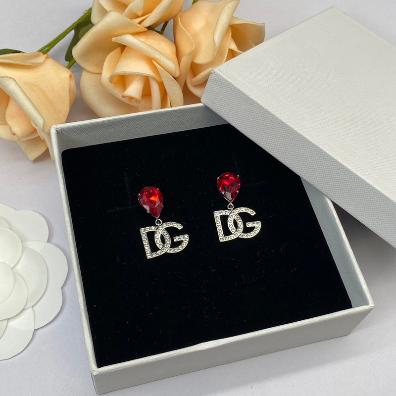 DGE8    Women's fashion earrings  Jewelry