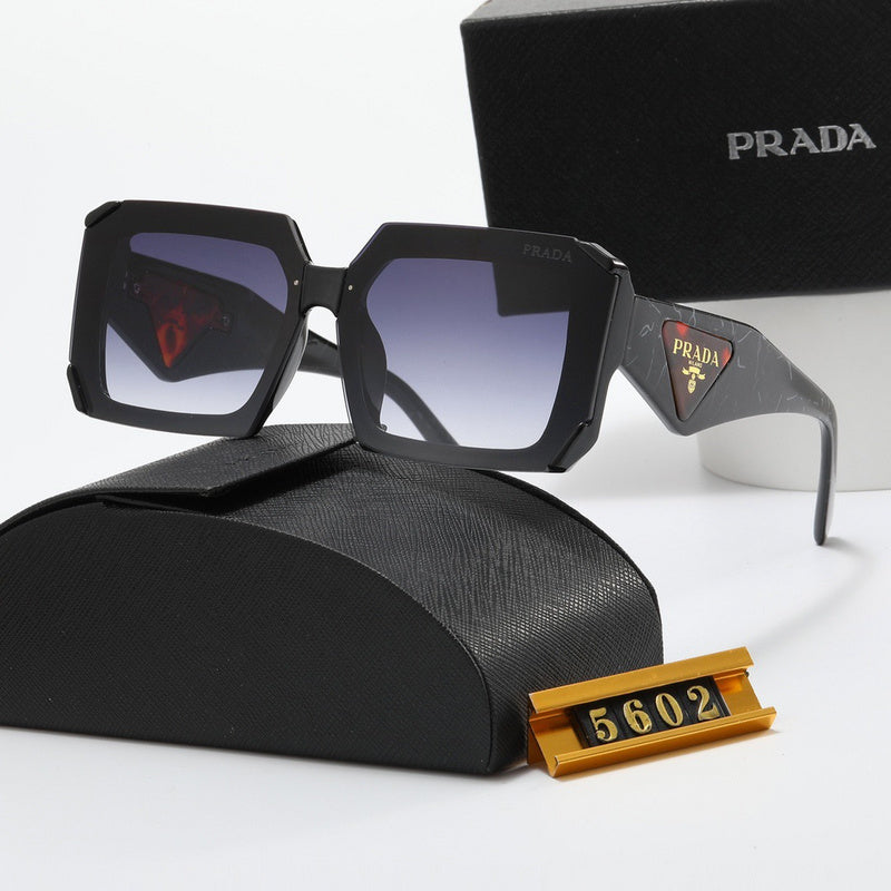 5602 Sunglasses with box