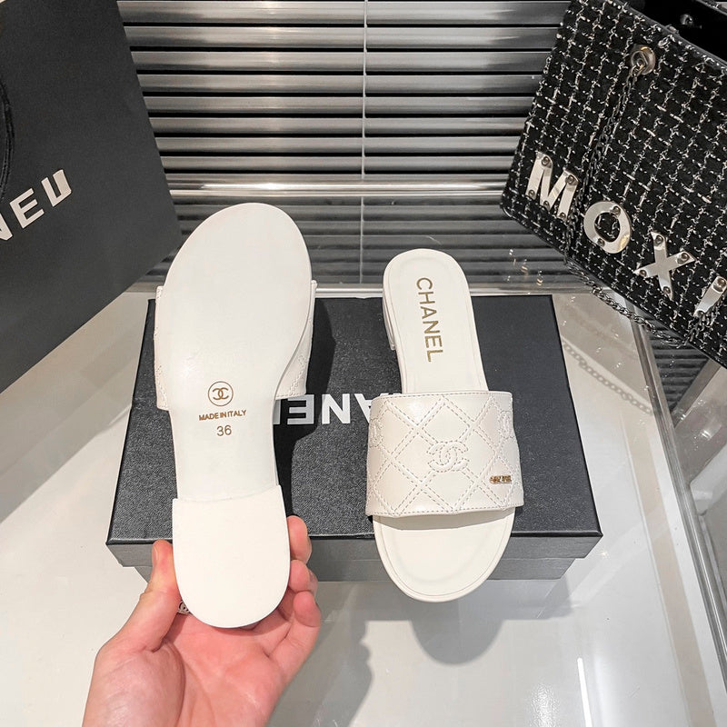 MJCS08 Leather slippers Women shoes 35-40 With box