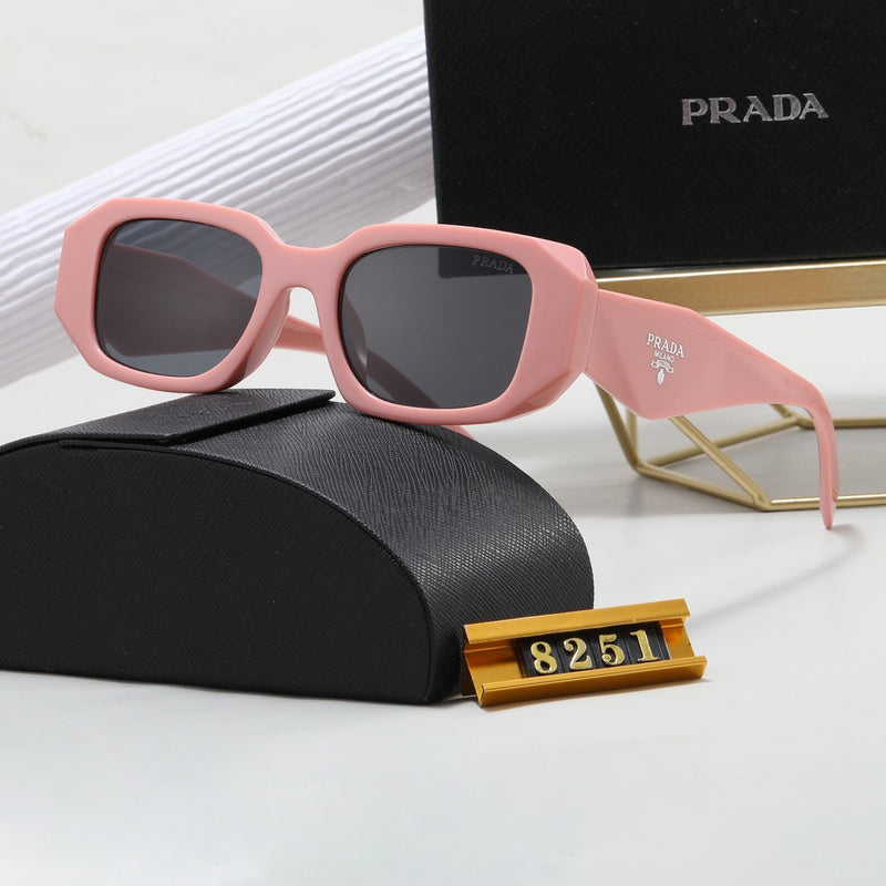 8251 Sunglasses With box