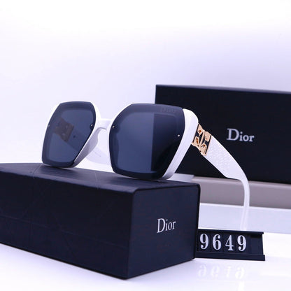 9649  Sunglasses with box