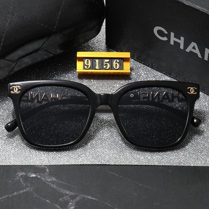 9156  Sunglasses with box
