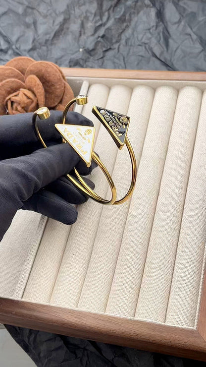 S422  Women's titanium bracelet jewelry