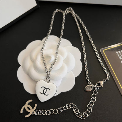 X500   Women's heart-shaped flower drop oil necklace  jewelry