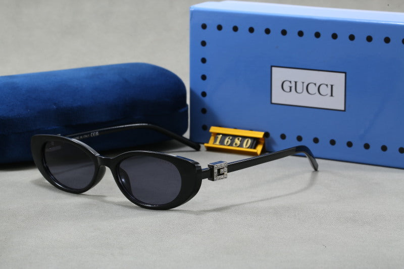 1680  Sunglasses with box