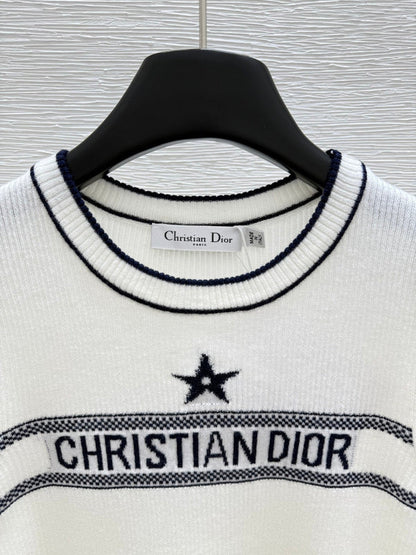 DIC118  Round neck color contrast letter knitted short sleeve clothes