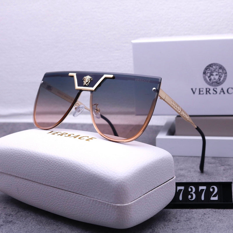 7372 Sunglasses with box