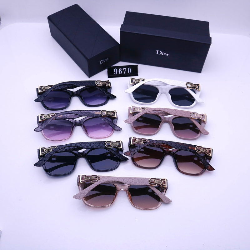 9670  Sunglasses with box