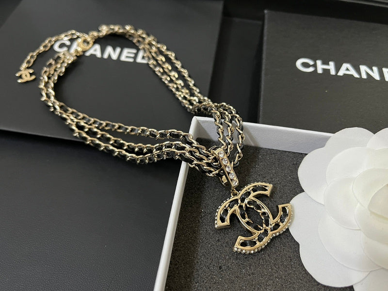 X555  Women's three-layer leather diamond necklace jewelry