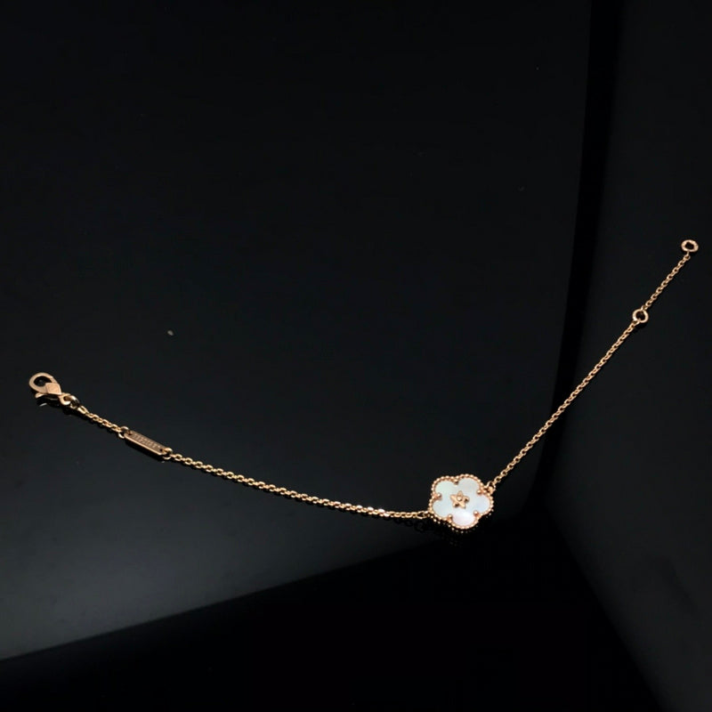 AVSB13  New plum and white shell bracelet jewelry