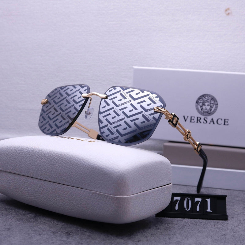 7071  Sunglasses with box