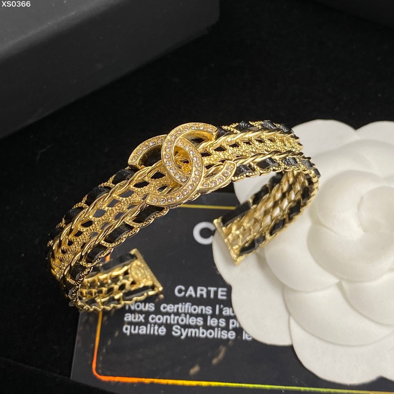 CB2   Classic women's bracelet jewelry