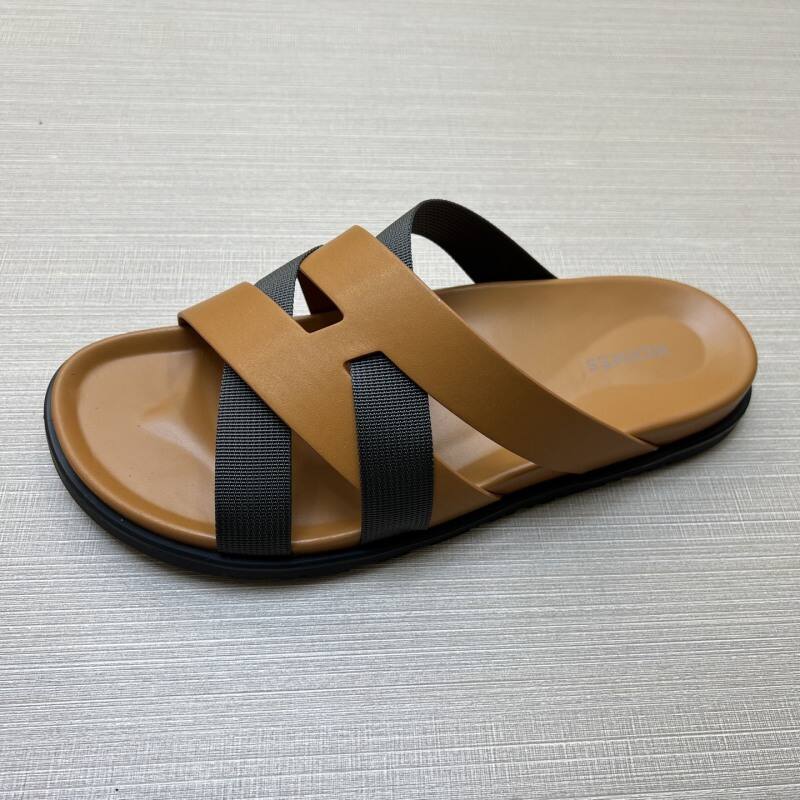 YHS5 Slippers Men shoes 39-46 With box