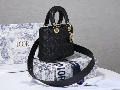 GDP4  Classic  Women's Shoulder Bag Handbag Casual Bag 20-17-9CM