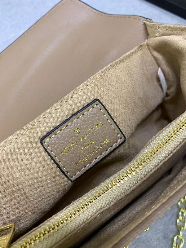 LLP040 Leather bag 21.5x13.5x6CM Bags