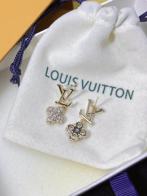 A1173  Women's titanium steel earrings and jewelry