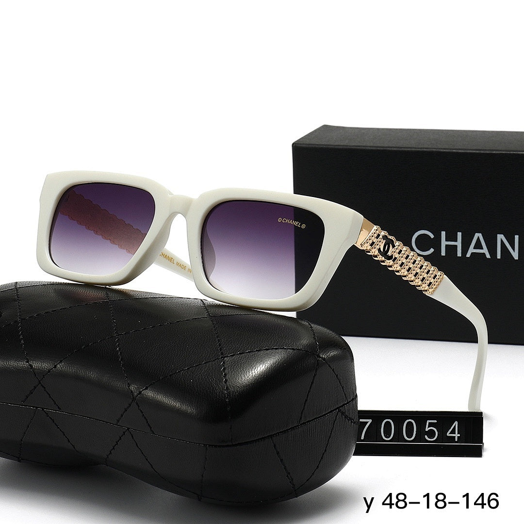 70054 Sunglasses with box