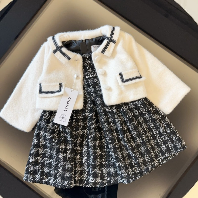 TCHC17  New style girls' spring and autumn thin woolen skirt+outerwear Clothing